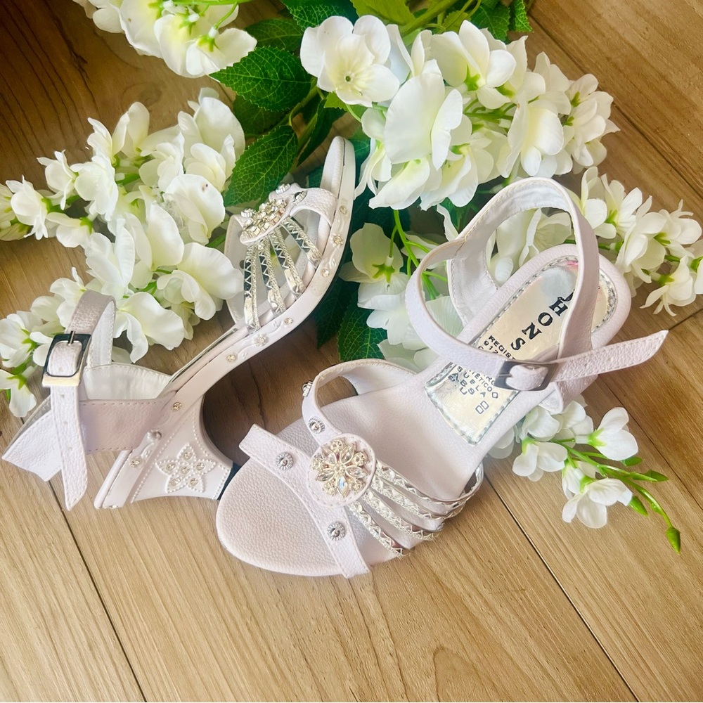 Girl’s Jewelled Heels